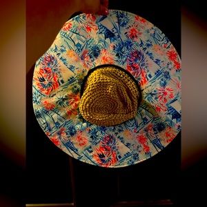 Lilly Pulitzer hat os
